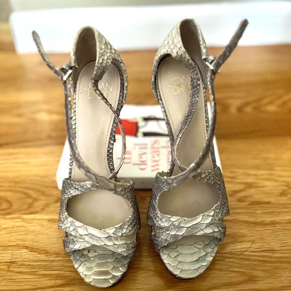 Joan & David Heel